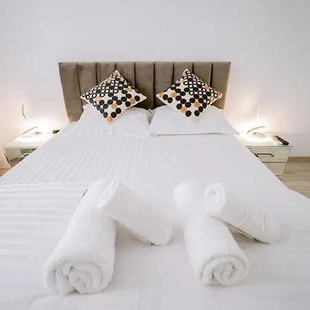 Apartament Historic Hideway *